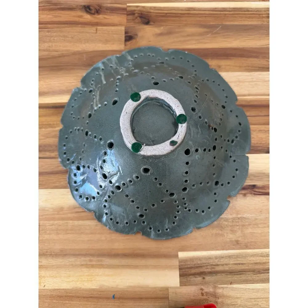 Decorative Clay‎ Bowl Botanical Shape Perforated Green